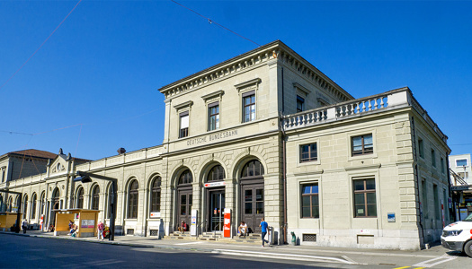 Bahnhof bei Schulen Schaffhausen - von der SBB und der DB bedient