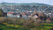 Ausblick auf die Stadt mit Schulen St.Gallen beim Spazieren