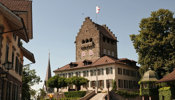 Schloss Schule Uster - Burg mit Burgturm