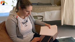 Immagine di anteprima del video «Naildesigner / Naildesignerin werden - nebenher ein zweites Standbein in Nail-Design aufbauen»