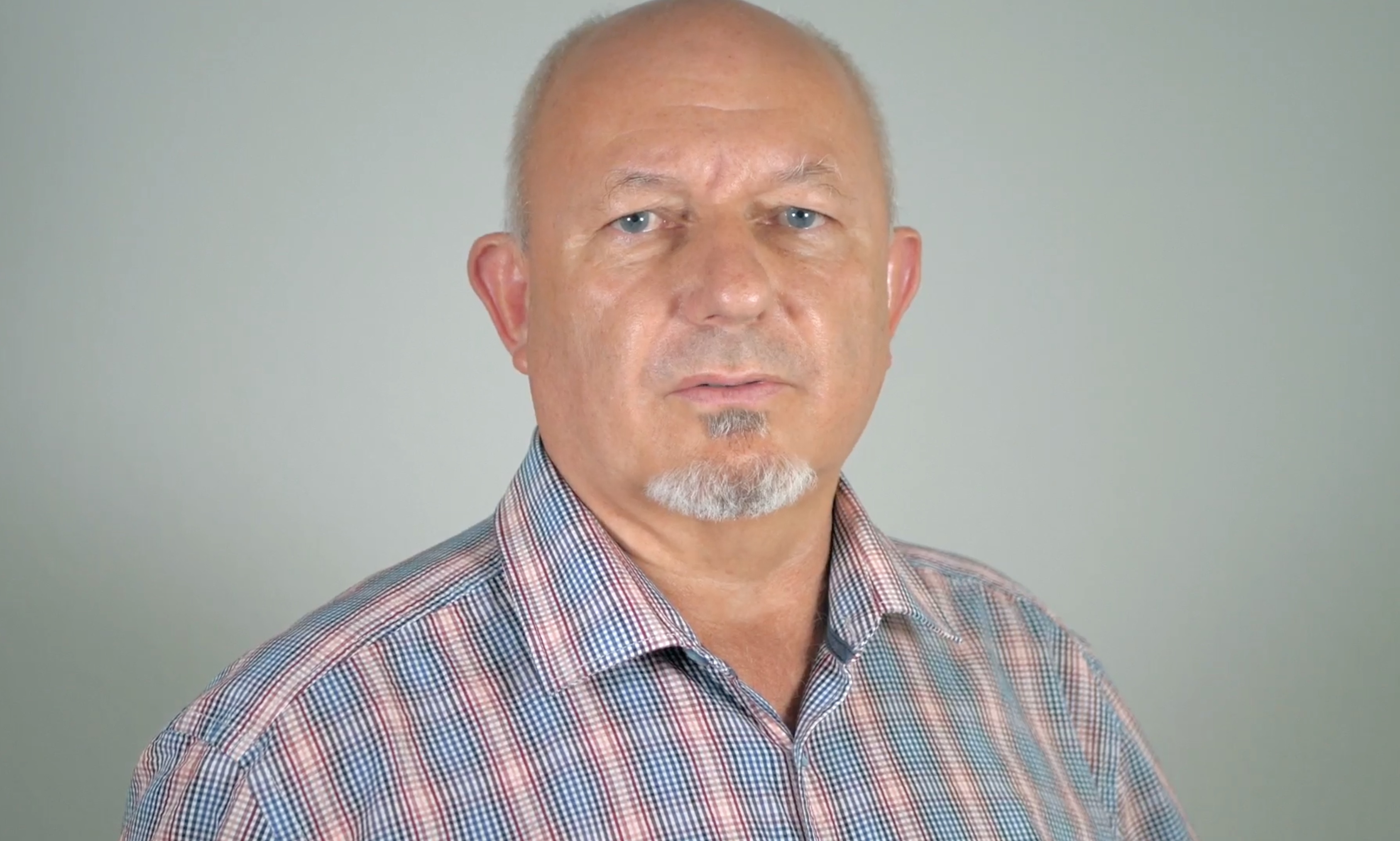 Portrait-Foto Rolf Schmalz