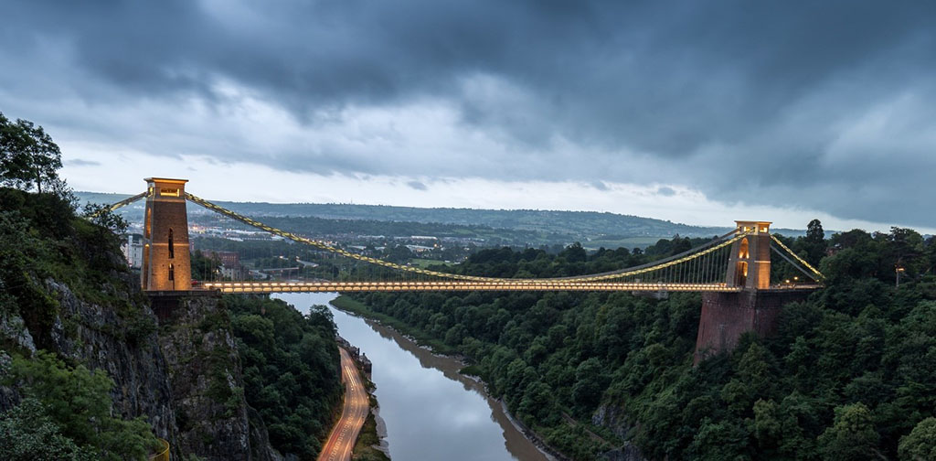 Die berühmte Clifton Suspension Bridge in Bristol
