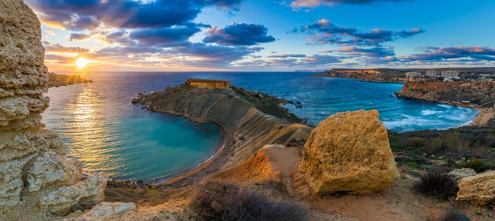 Bucht bei Mgarr in Malta