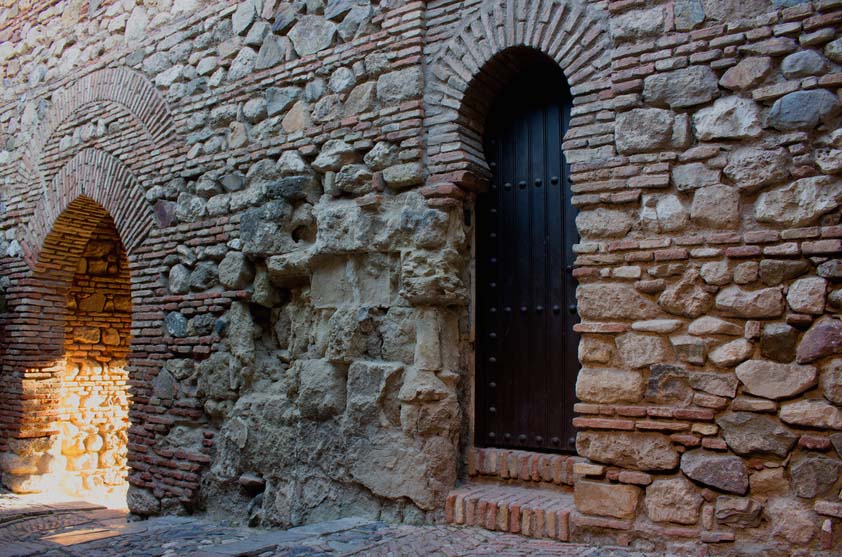 Die Alcazaba zeugt von der längst vergangenen arabischen Ära in Südspanien