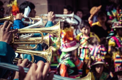 Strassenfeste, Rhythmus, Tanzen, Musik: Südamerika pur