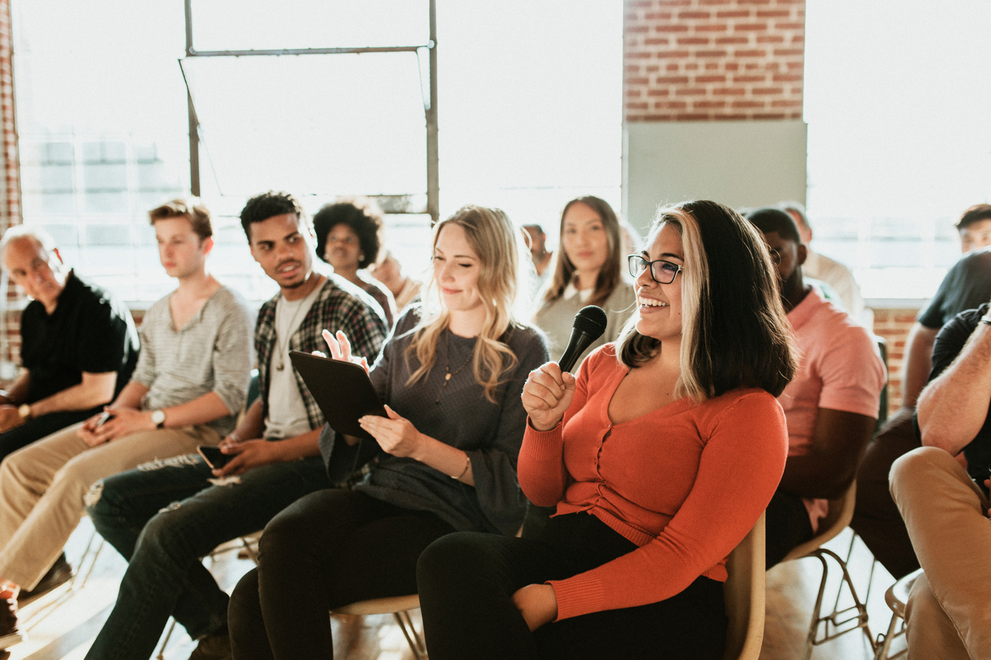 Les participants à un séminaire sur la résilience apprennent des stratégies pour renforcer leur résistance psychique.