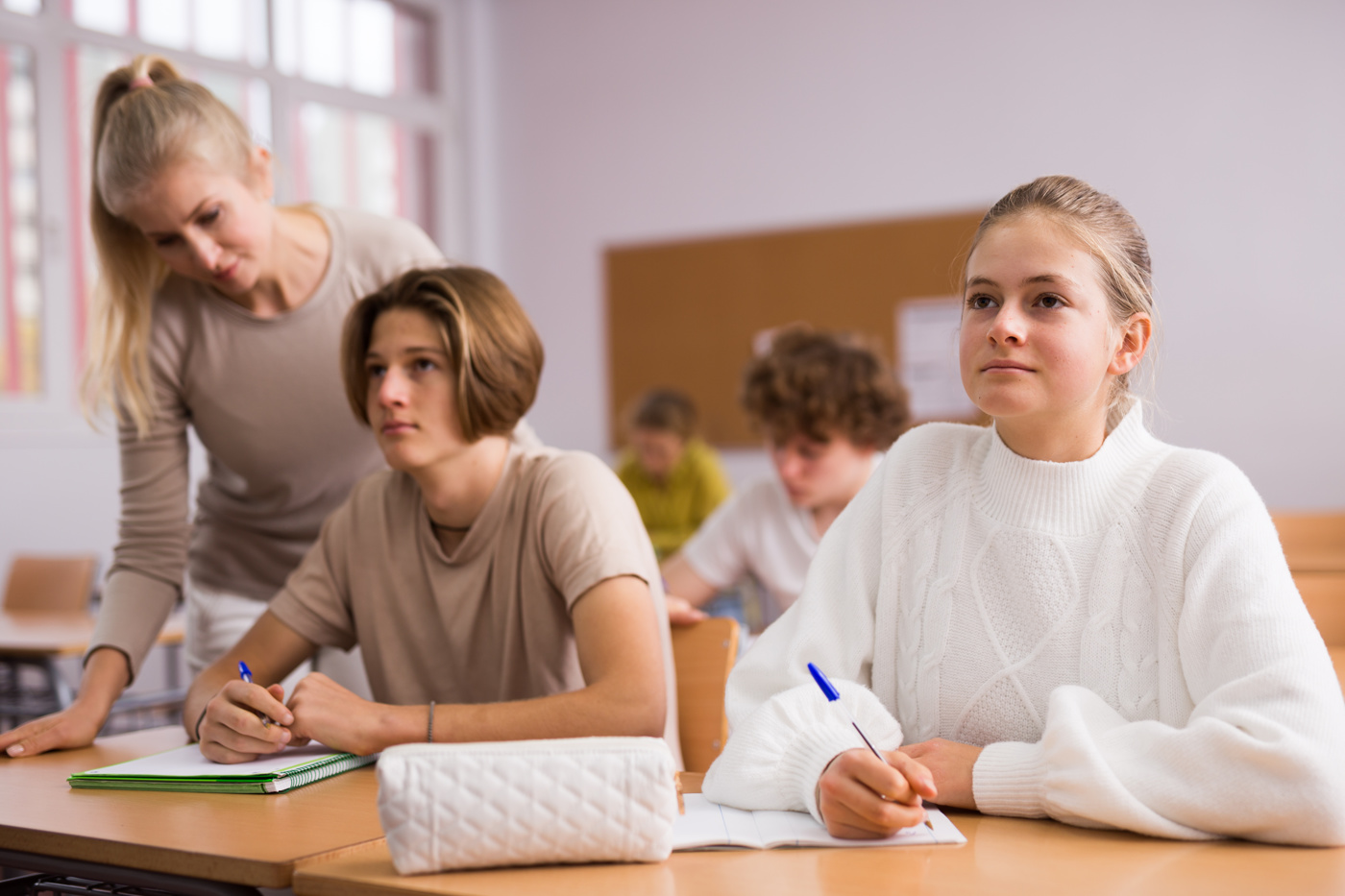 En passant l'examen telc, la candidate peut s'appuyer sur les connaissances acquises pendant le cours.